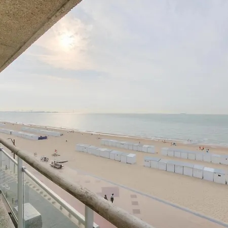 3 En-of 4 Op De Zeedijk In Logie Marie * Knokke-Heist