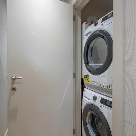 3 En-of 4 Op De Zeedijk In Logie Marie アパート