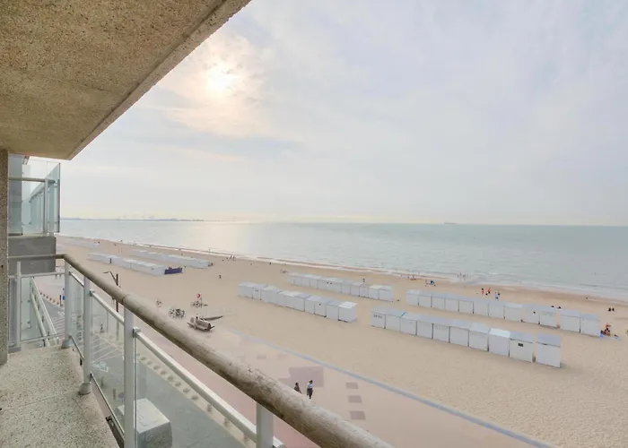 3 En-of 4 Op De Zeedijk In Logie Marie * Knokke-Heist